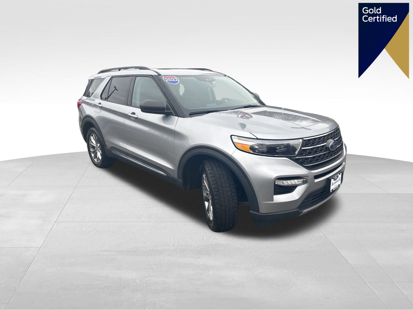 Certified 2022 Ford Explorer XLT w/ Equipment Group 202A image 1