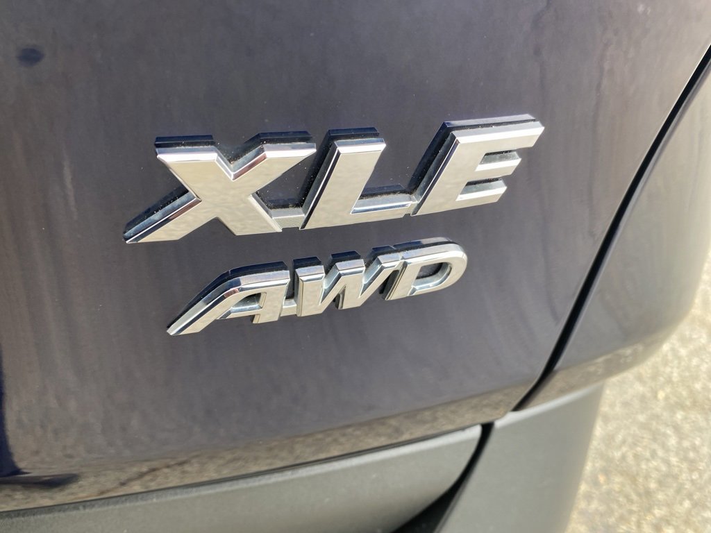 Used 2023 Toyota RAV4 XLE image 14