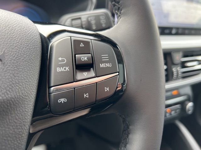 Certified 2023 Ford Escape Platinum w/ Premium Technology Package image 11