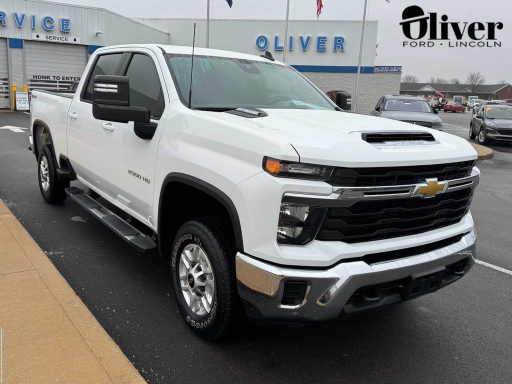 Used 2024 Chevrolet Silverado 2500 LT image 7