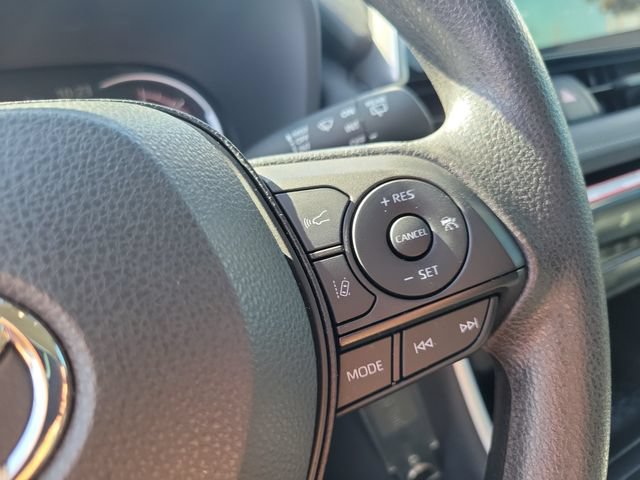 Used 2025 Toyota RAV4 LE FWD image 27