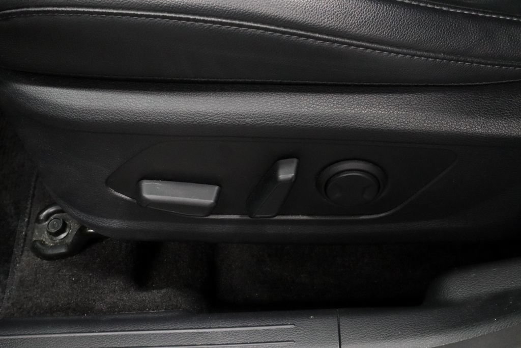 Used 2025 Kia Sportage EX AWD/4WD image 26