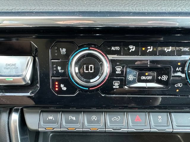Used 2025 GMC Sierra 1500 Denali w/ Denali Reserve Package AWD/4WD image 82