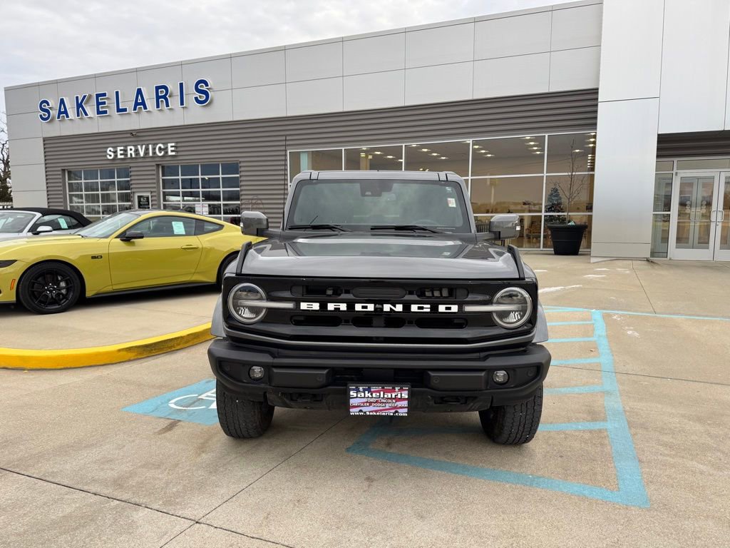 Certified 2024 Ford Bronco Outer Banks image 2