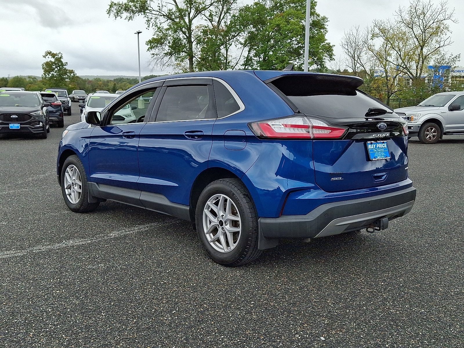 Certified 2023 Ford Edge SEL w/ Convenience Package AWD/4WD image 5