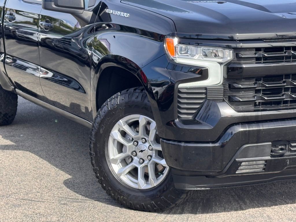 Used 2022 Chevrolet Silverado 1500 RST image 4