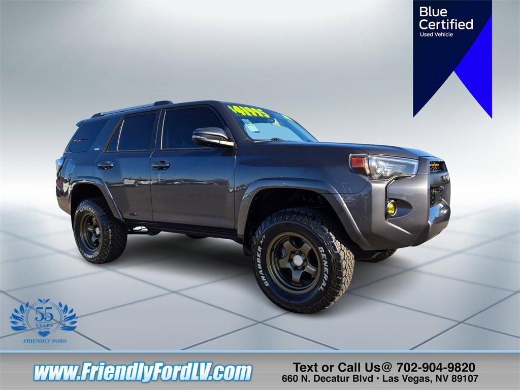Used 2022 Toyota 4Runner SR5 Premium image 1