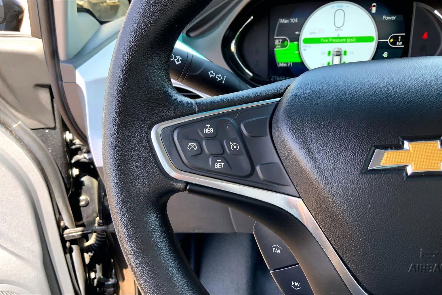 Used 2017 Chevrolet Bolt LT FWD image 22