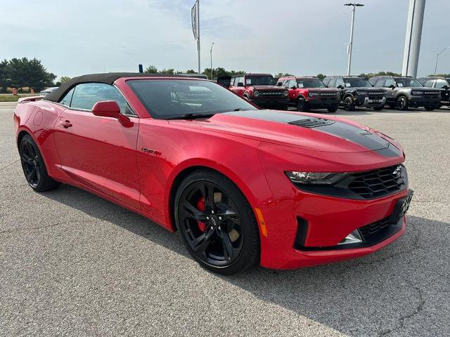 Used 2023 Chevrolet Camaro LT w/ RS Package image 8