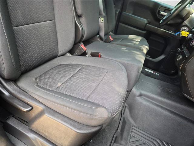 Used 2021 Chevrolet Silverado 1500 Custom Trail Boss w/ LPO, Dark Essentials Package AWD/4WD image 19
