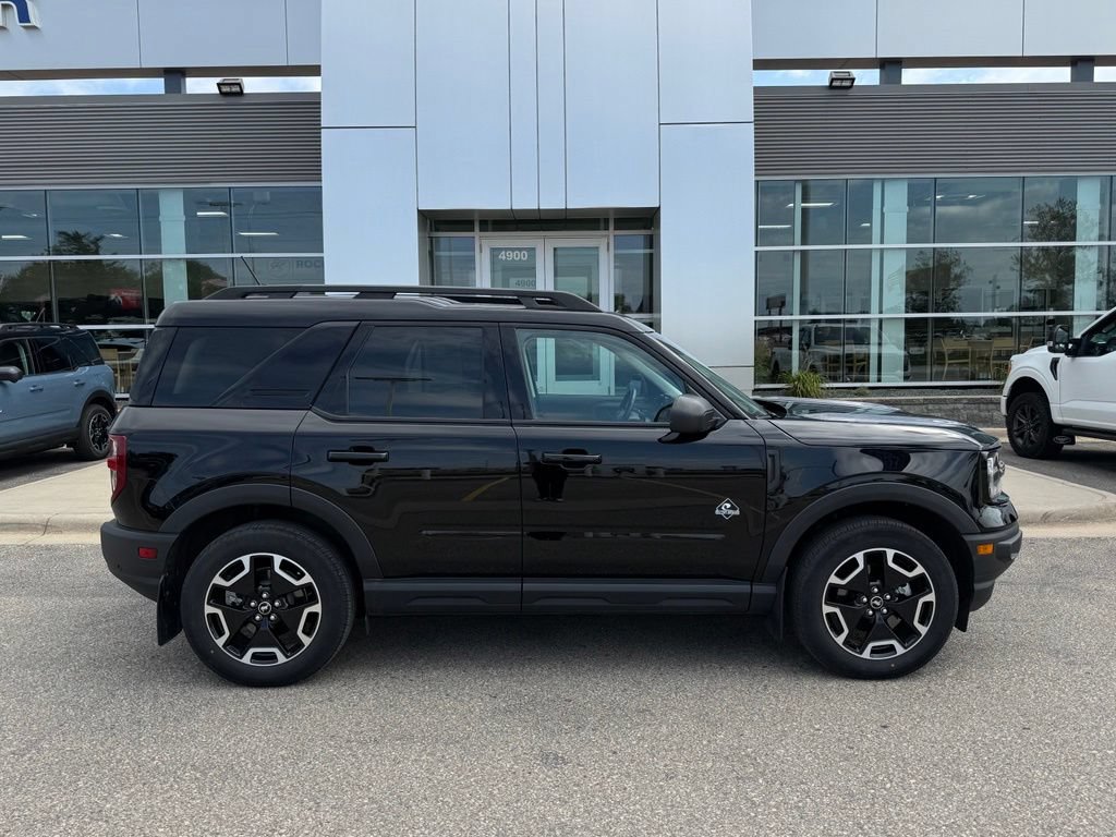Certified 2023 Ford Bronco Sport Outer Banks w/ Tech Package AWD/4WD image 37