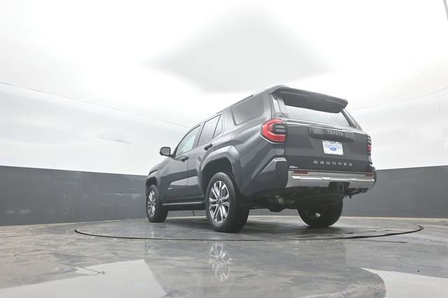 Used 2025 Toyota 4Runner Limited AWD/4WD image 36