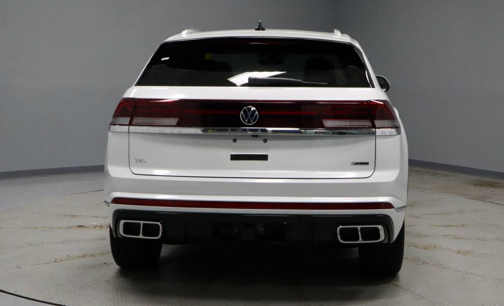 Used 2025 Volkswagen Atlas Cross Sport SEL Premium R-Line AWD/4WD image 11