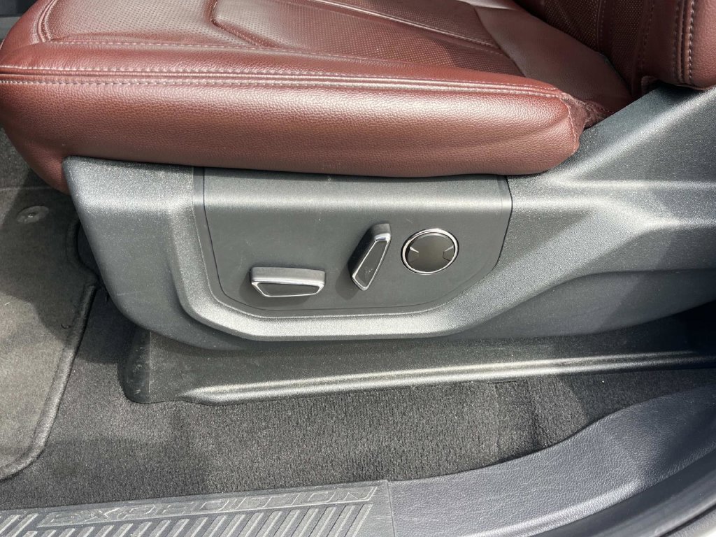 Certified 2024 Ford Expedition Limited RWD image 33