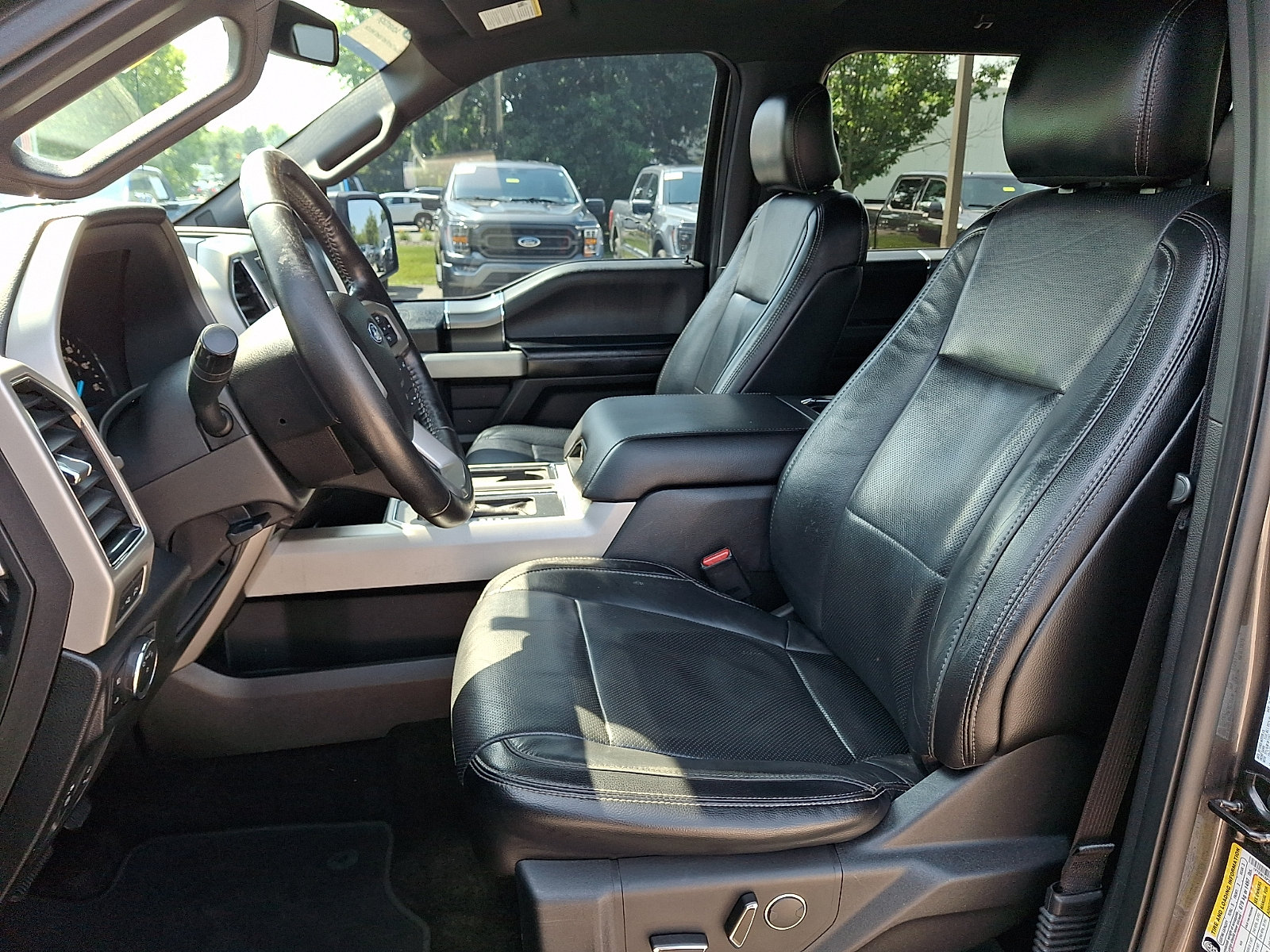 Certified 2017 Ford F150 Lariat AWD/4WD image 16