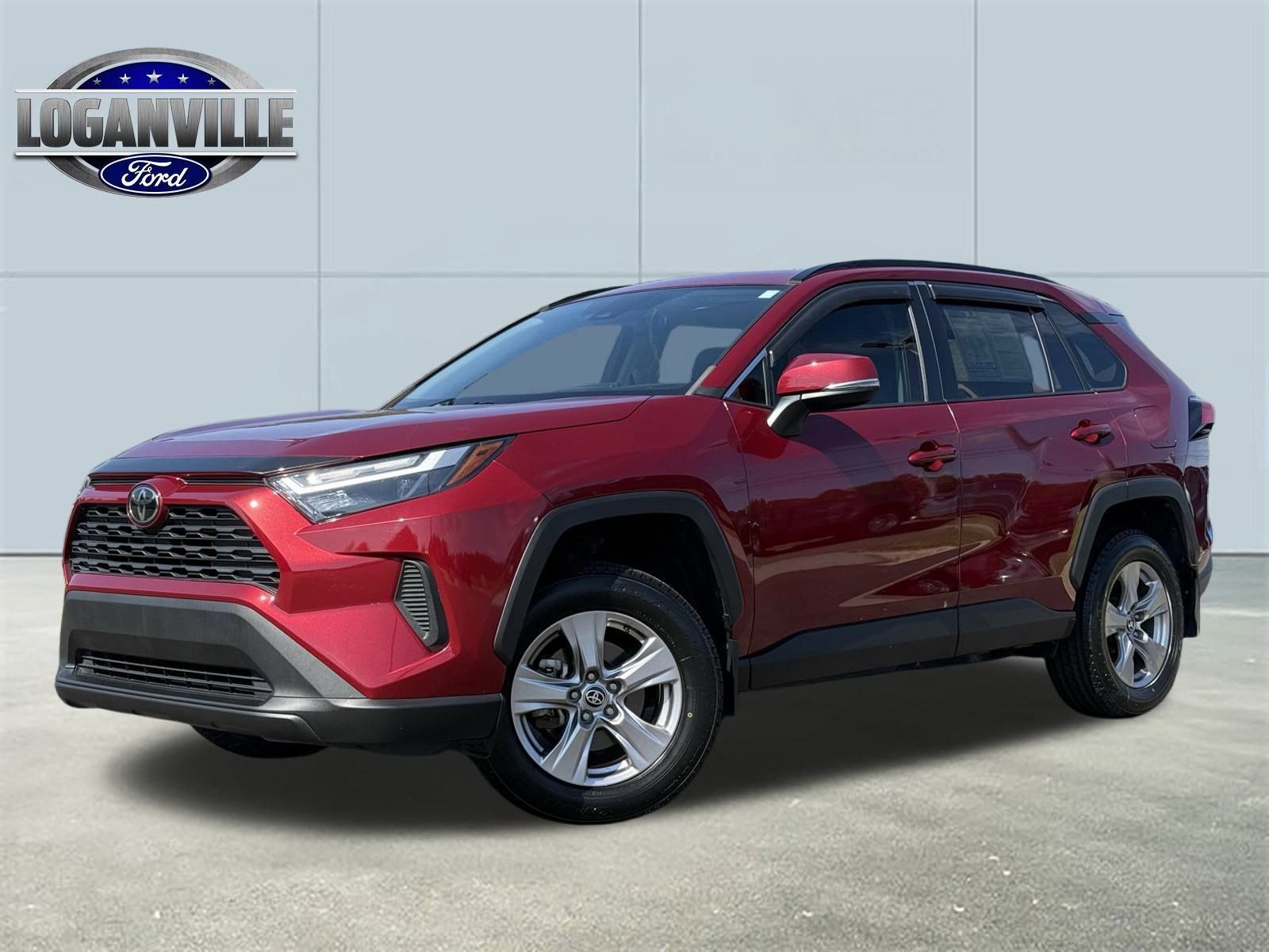 Used 2022 Toyota RAV4 XLE image 7