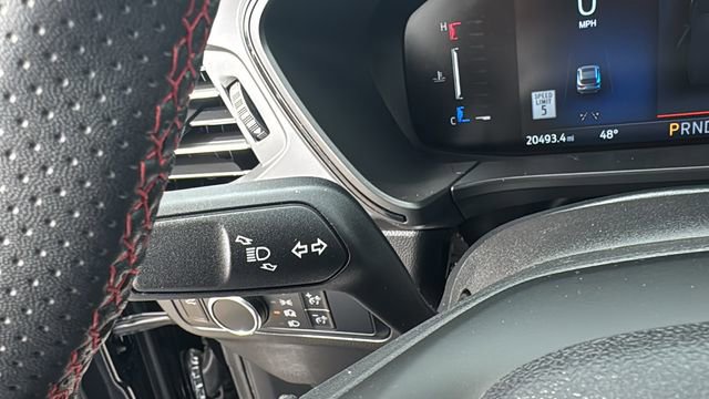 Certified 2024 Ford Escape ST-Line w/ Tech Pack #1 image 18