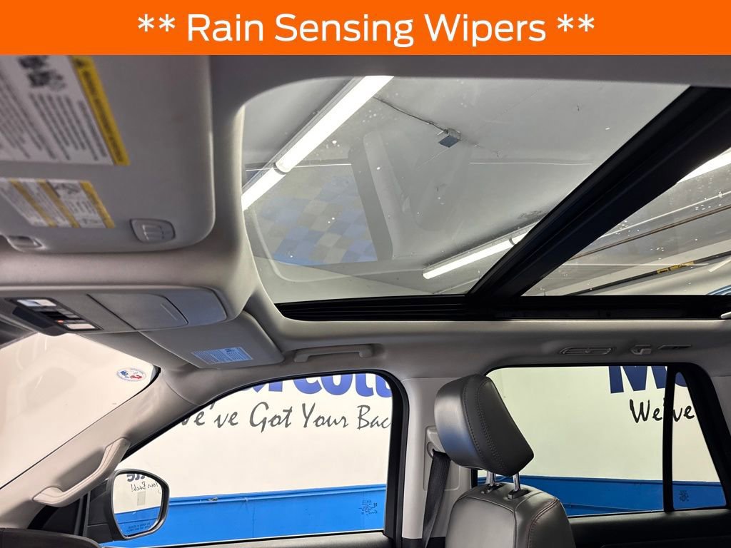 Certified 2025 Ford Expedition Active image 21