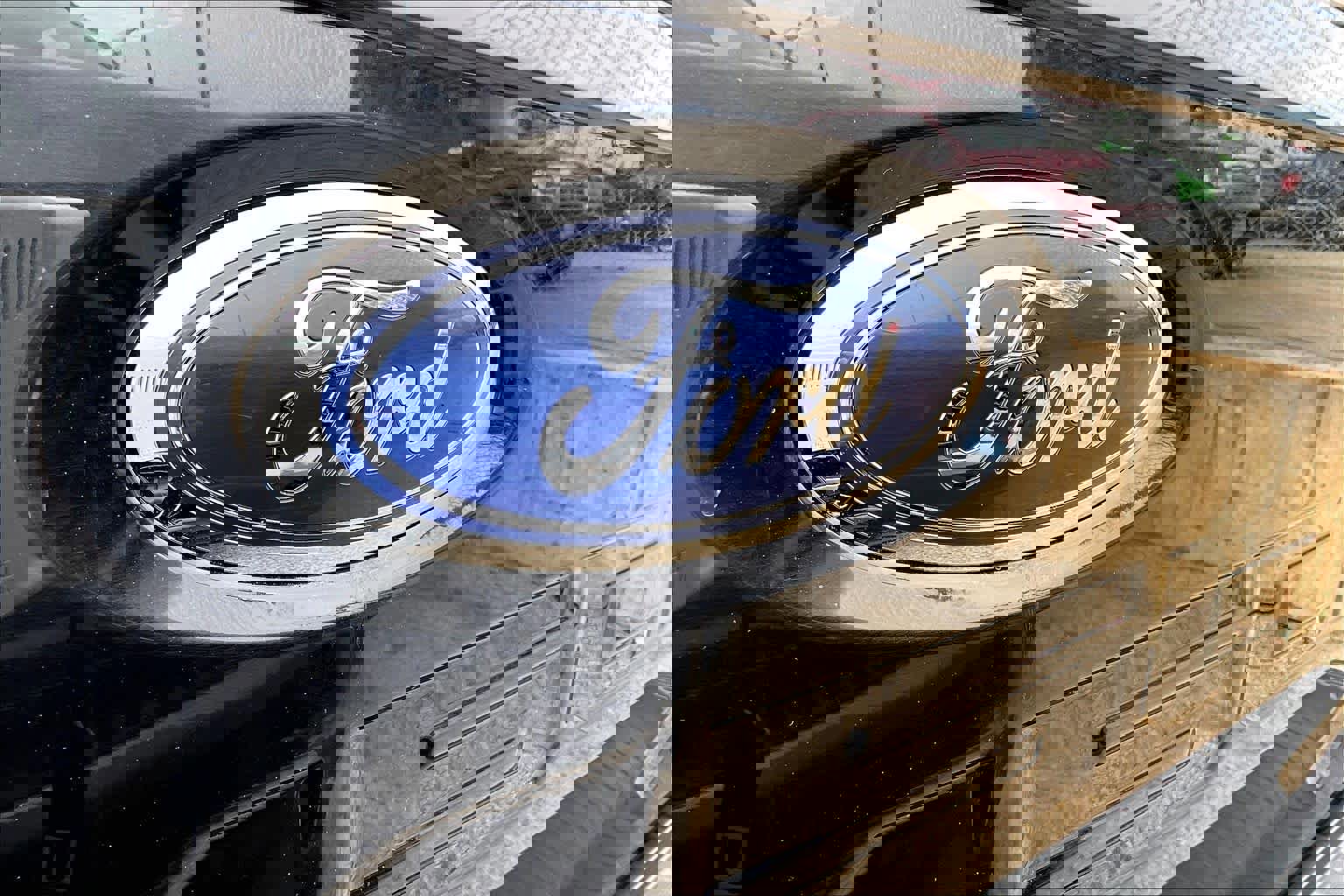 Certified 2022 Ford F150 XLT w/ Equipment Group 302A High image 32