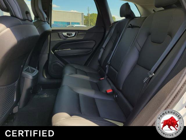 Used 2024 Volvo XC60 B5 Core AWD/4WD image 17
