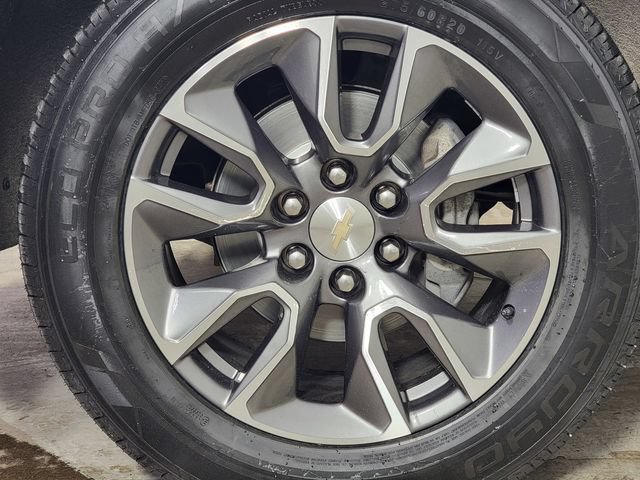 Used 2022 Chevrolet Silverado 1500 LT AWD/4WD image 10