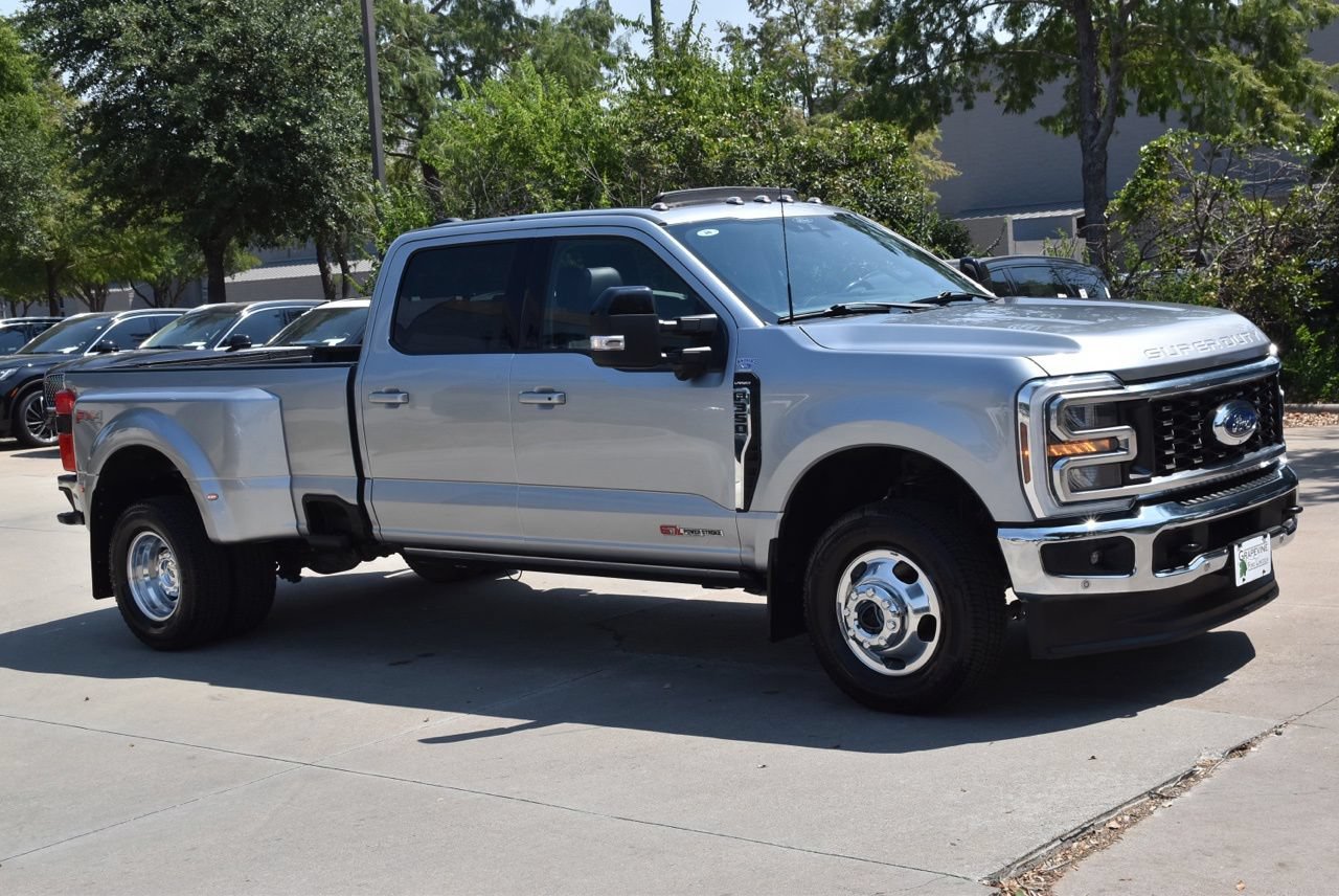 Certified 2024 Ford F350 Lariat w/ Lariat Ultimate Package AWD/4WD image 5