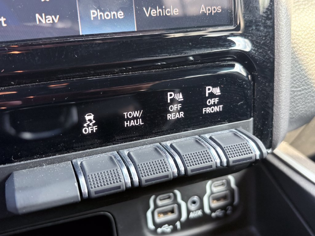 Used 2023 RAM 1500 Big Horn AWD/4WD image 7