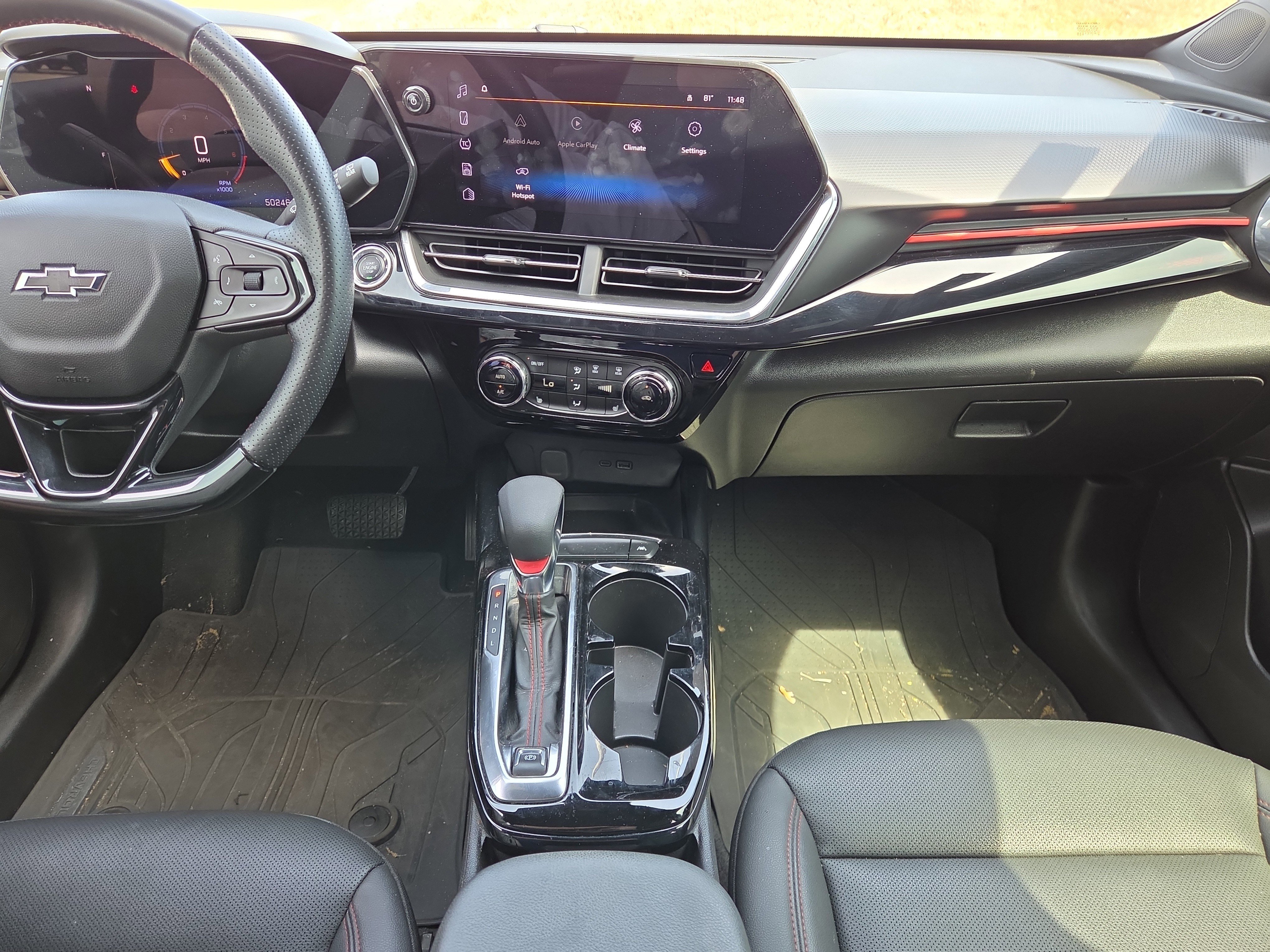 Used 2024 Chevrolet Trax RS w/ Sunroof Package FWD image 22