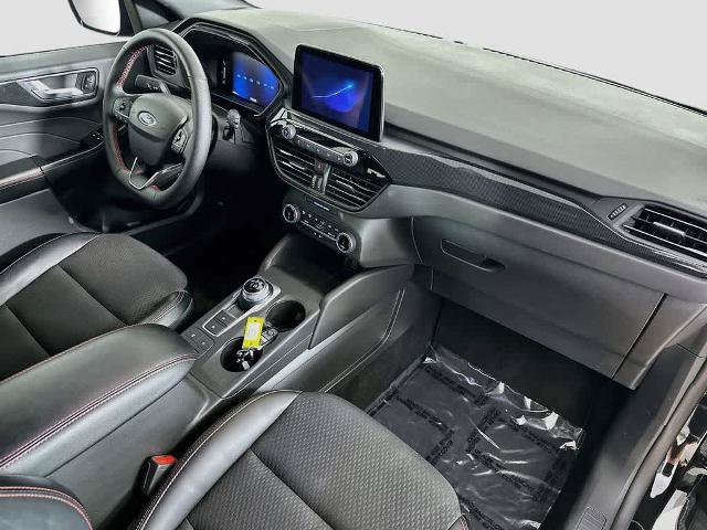 Certified 2025 Ford Escape ST-Line FWD image 32