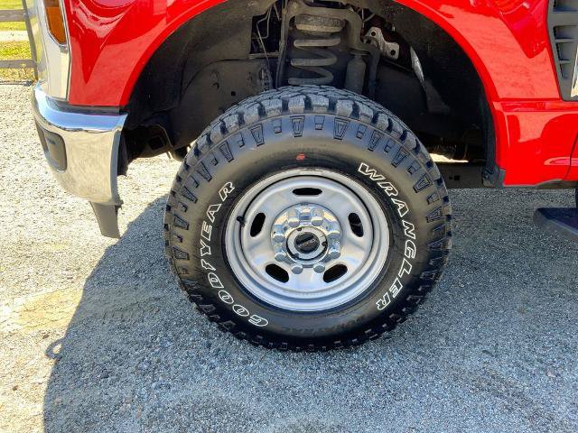 Certified 2024 Ford F250 XL w/ XL Off-Road Package AWD/4WD image 10