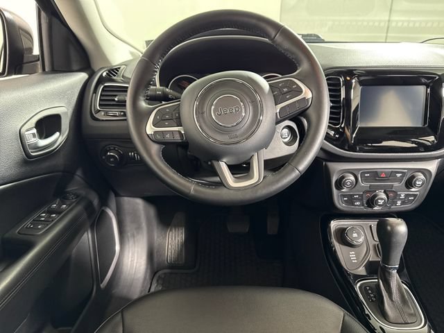 Used 2018 Jeep Compass Latitude w/ Popular Equipment Group AWD/4WD image 24