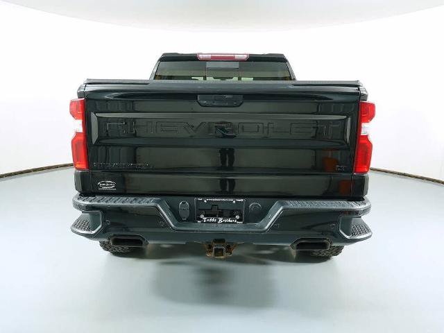 Used 2020 Chevrolet Silverado 1500 LT Trail Boss w/ Midnight Edition AWD/4WD image 4