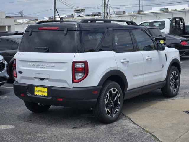 Certified 2024 Ford Bronco Sport Outer Banks w/ Tech Package AWD/4WD image 6