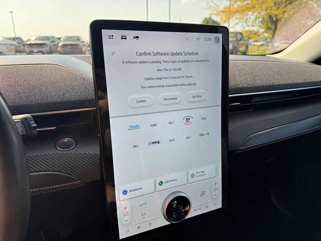 Certified 2022 Ford Mustang Mach-E Premium image 23