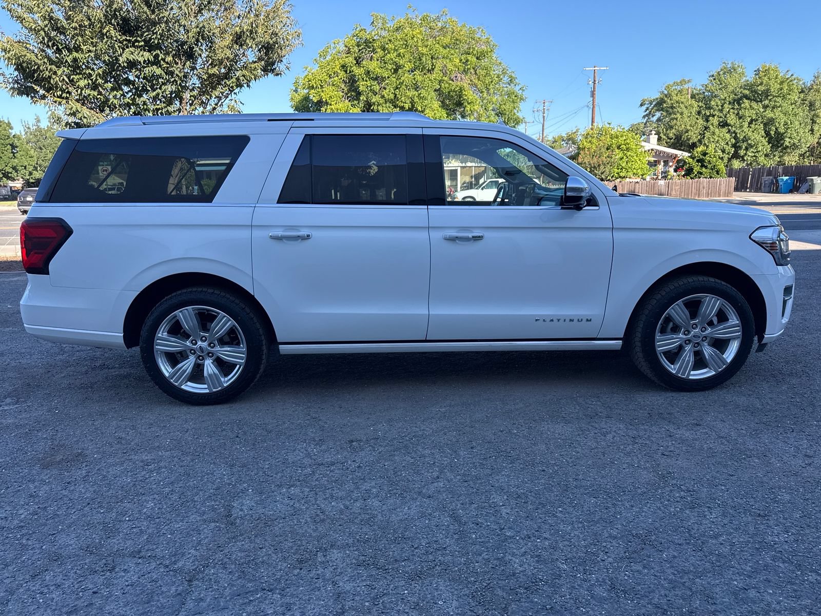 Certified 2023 Ford Expedition Max Platinum AWD/4WD image 6