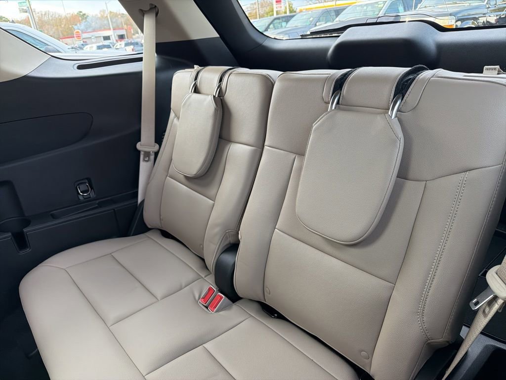 Certified 2022 Ford Explorer Limited w/ Equipment Group 301A image 37