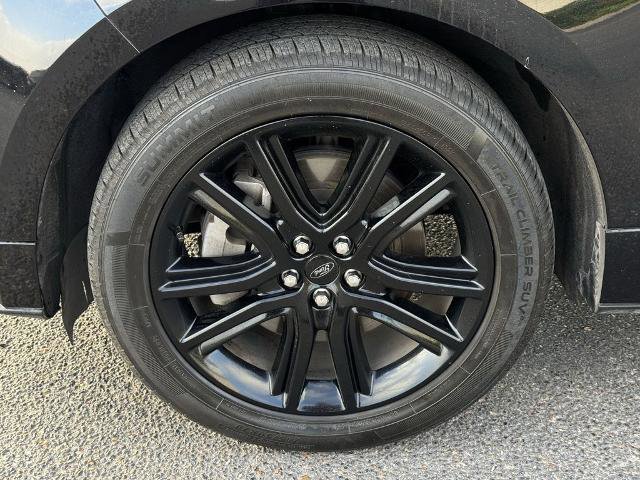 Certified 2022 Ford Edge ST-Line image 11