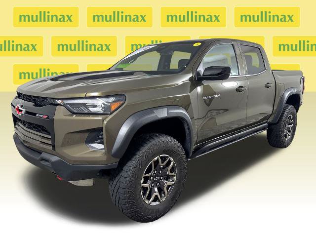 Used 2024 Chevrolet Colorado ZR2 w/ ZR2 Convenience Package III AWD/4WD image 12