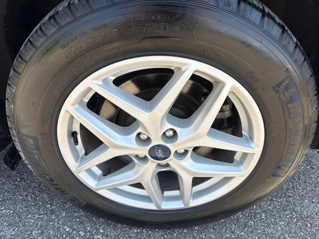 Certified 2022 Ford Edge SEL w/ Convenience Package AWD/4WD image 11