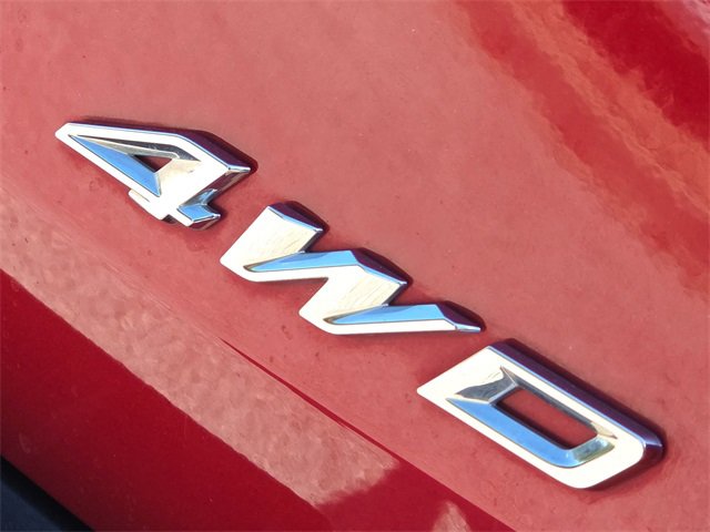 Certified 2022 Ford Explorer XLT w/ Equipment Group 202A image 10