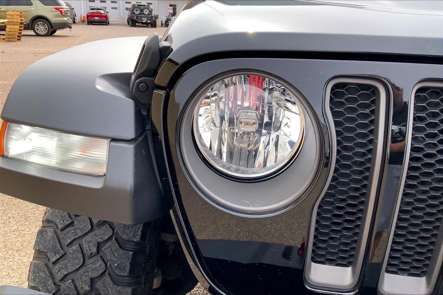 Used 2021 Jeep Wrangler Unlimited Rubicon AWD/4WD image 39