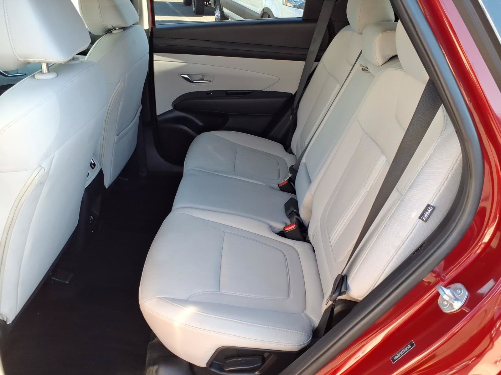 Used 2025 Hyundai Tucson SEL AWD/4WD image 16