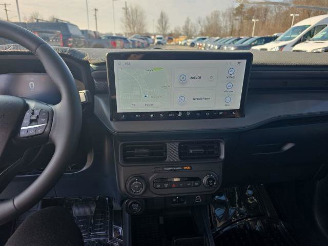 Certified 2025 Ford Maverick Lariat w/ Black Appearance Package image 28