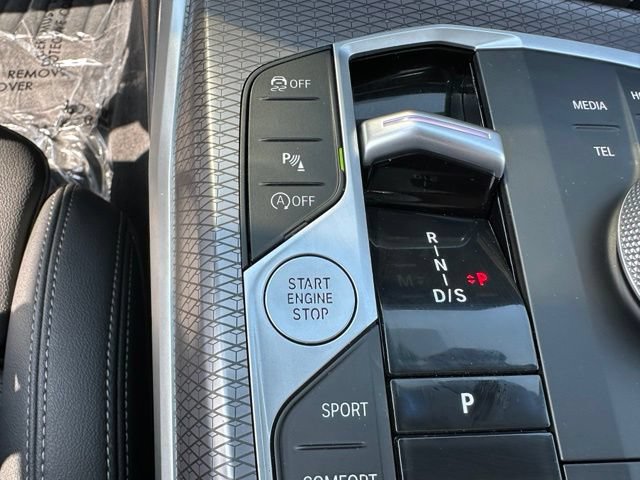 Used 2025 BMW 330i xDrive Sedan AWD/4WD image 30