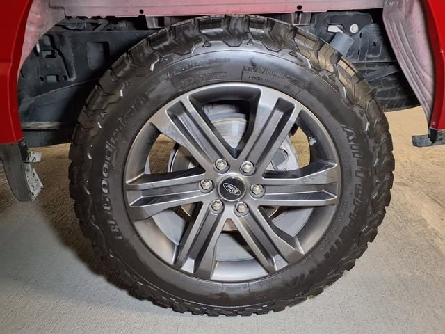 Certified 2021 Ford F150 XLT w/ Equipment Group 302A High image 22