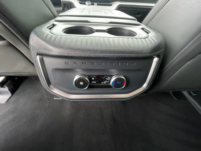 Certified 2025 Ford Expedition Active AWD/4WD image 23