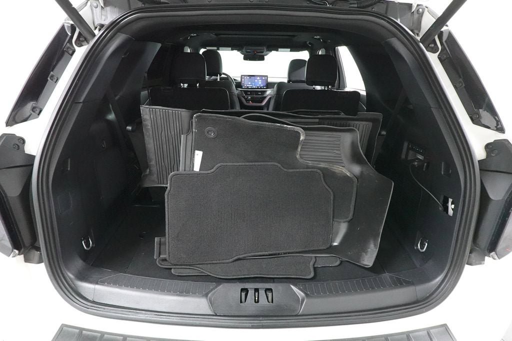 Certified 2025 Ford Explorer ST AWD/4WD image 32