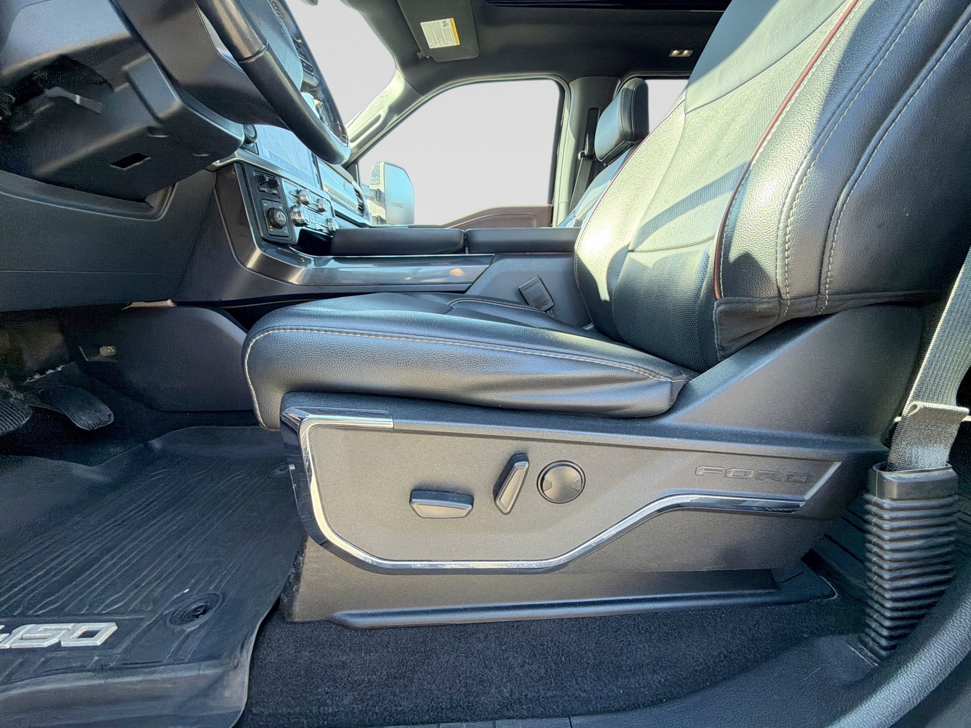 Certified 2023 Ford F150 Lariat w/ Max Trailer Tow Package AWD/4WD image 14