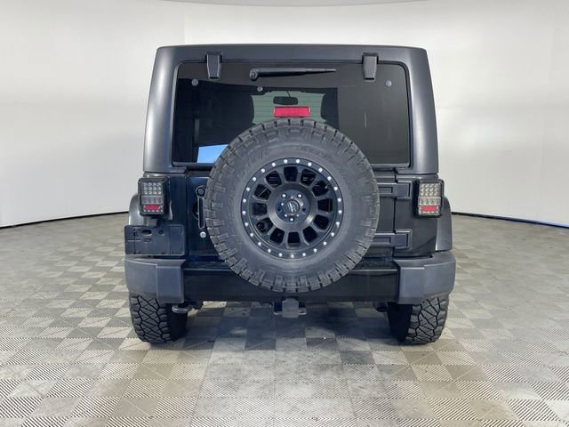 Used 2017 Jeep Wrangler Unlimited Sahara w/ Connectivity Group AWD/4WD image 14