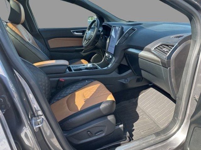 Certified 2024 Ford Edge Titanium w/ Titanium Elite Package AWD/4WD image 12